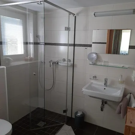 Guest house Gruenwaldhof, Gaestehaus *